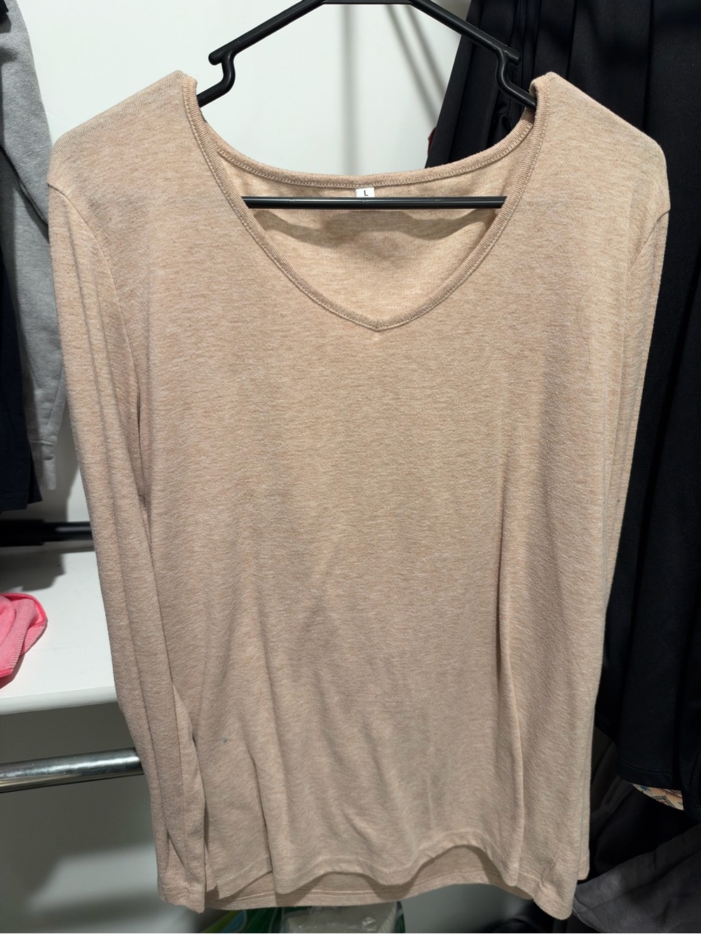 Womens Long Sleeve V-Neck Top in Beige